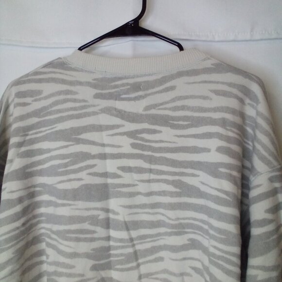 American Eagle Sweatshirt Women XS Jegging Fit Oversized Zebra Stripe Gray White - Picture 12 of 13